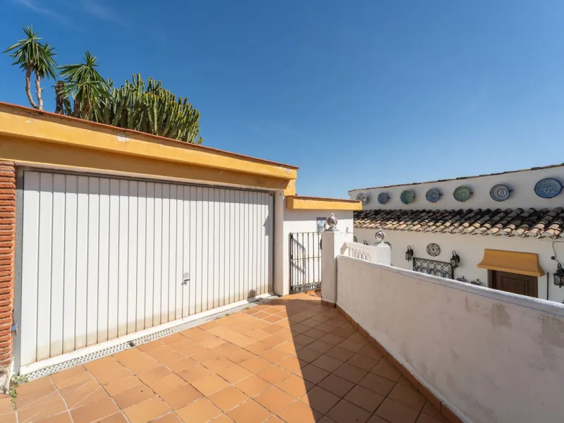 Exclusive Andalusian-Style Villa with Panoramic Sea Views in Torremuelle