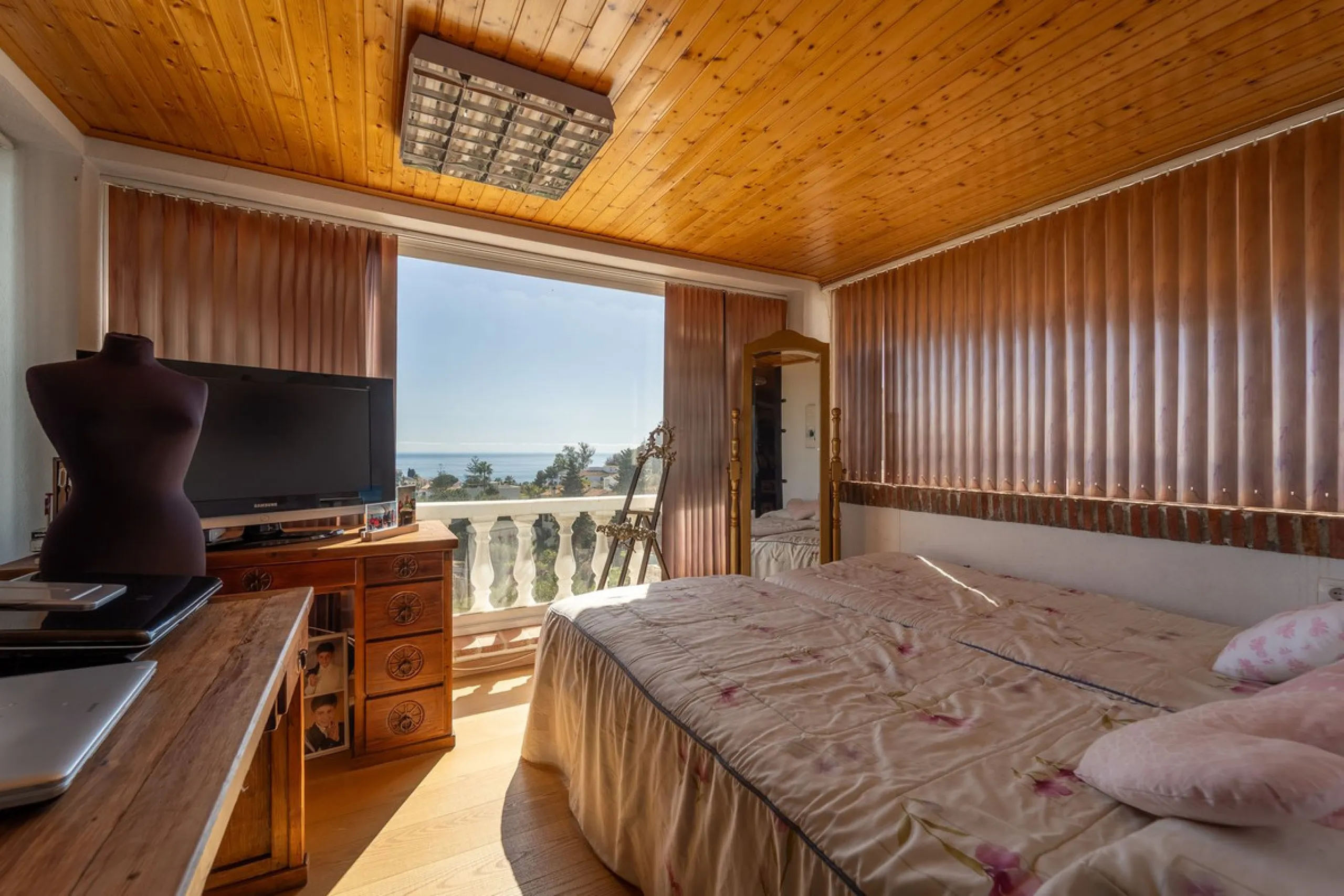 Exclusive Andalusian-Style Villa with Panoramic Sea Views in Torremuelle