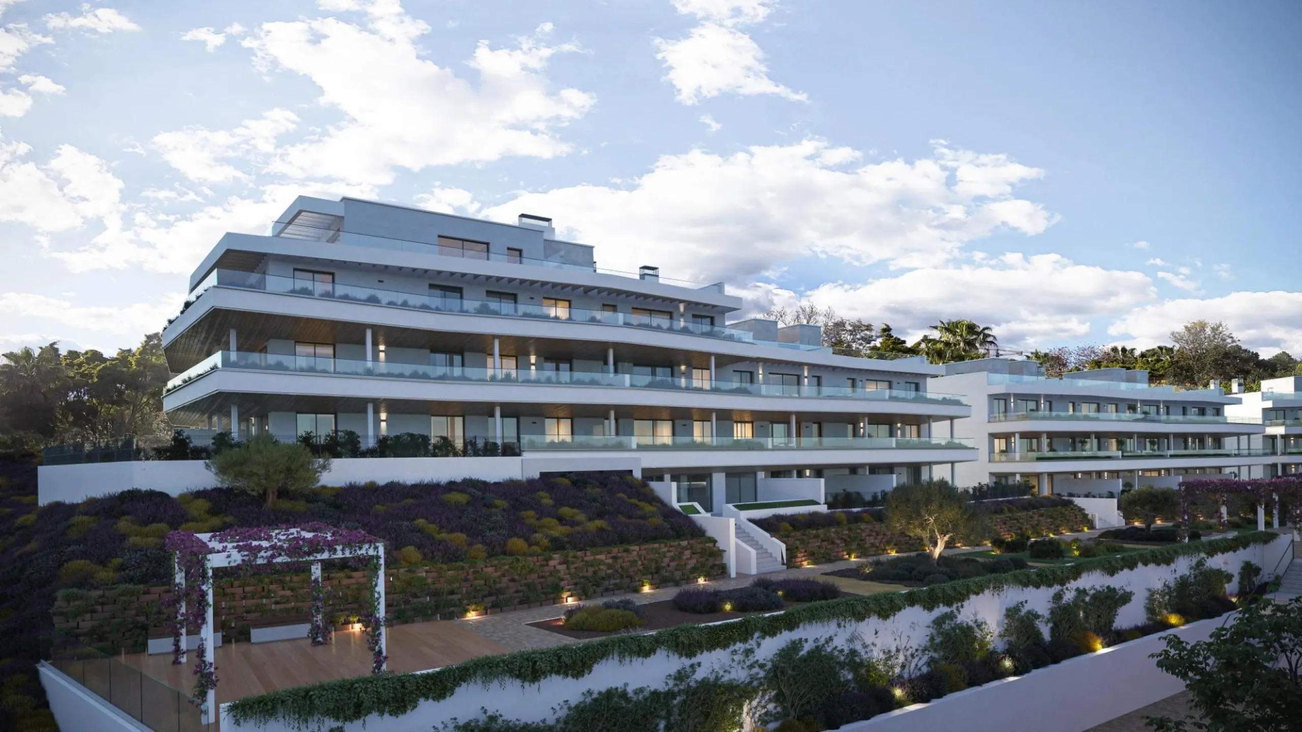 New Build Apartments with Sea Views next to Selwo Park, Estepona& & Modern homes in a privileged natural setting& Located in the exclusive Selwo area, between Estepona and San Pedro de Alcántara, this new residential development on the Costa del 