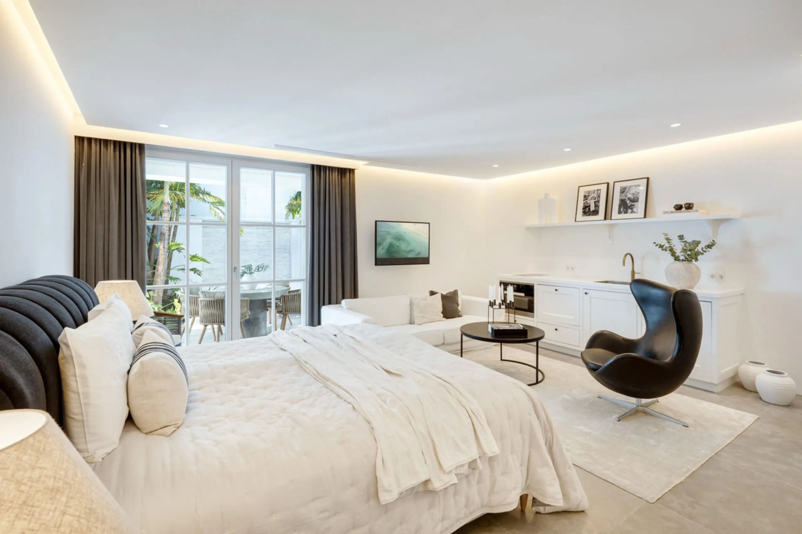 Villa Marbella is nestled within the prestigious, 24-hour secure enclave of the Marbella Club Golf Resort, this Andalusian-inspired yet contemporary mansion for sale offers an extraordinary blend of timeless elegance and modern luxury. The exclusive resor