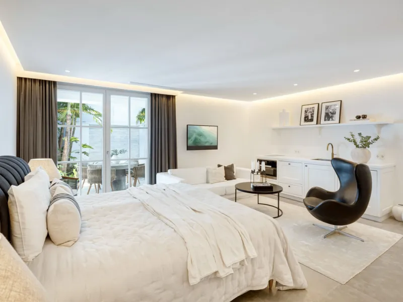 Villa Marbella is nestled within the prestigious, 24-hour secure enclave of the Marbella Club Golf Resort, this Andalusian-inspired yet contemporary mansion for sale offers an extraordinary blend of timeless elegance and modern luxury. The exclusive resor