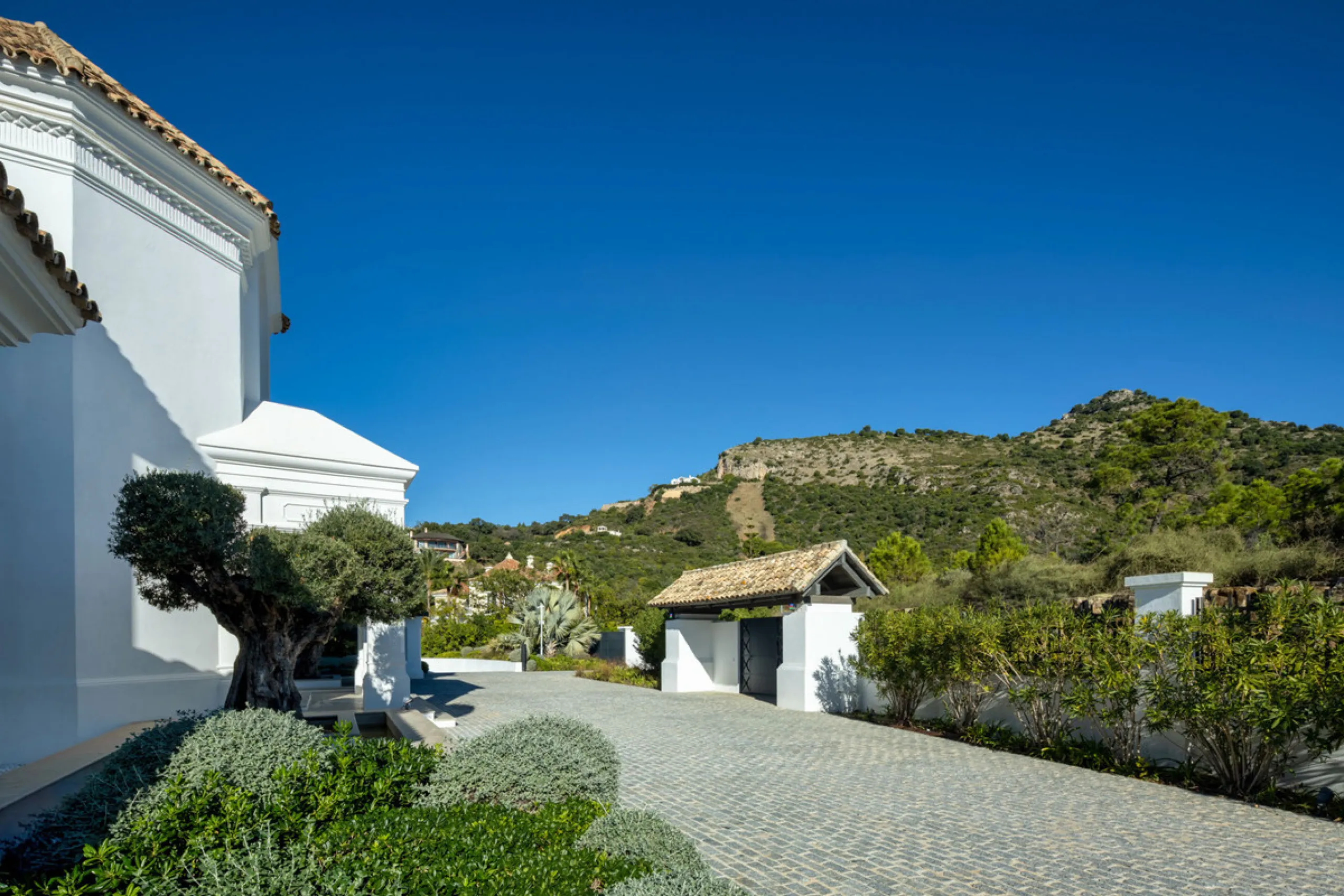 Villa Marbella is nestled within the prestigious, 24-hour secure enclave of the Marbella Club Golf Resort, this Andalusian-inspired yet contemporary mansion for sale offers an extraordinary blend of timeless elegance and modern luxury. The exclusive resor