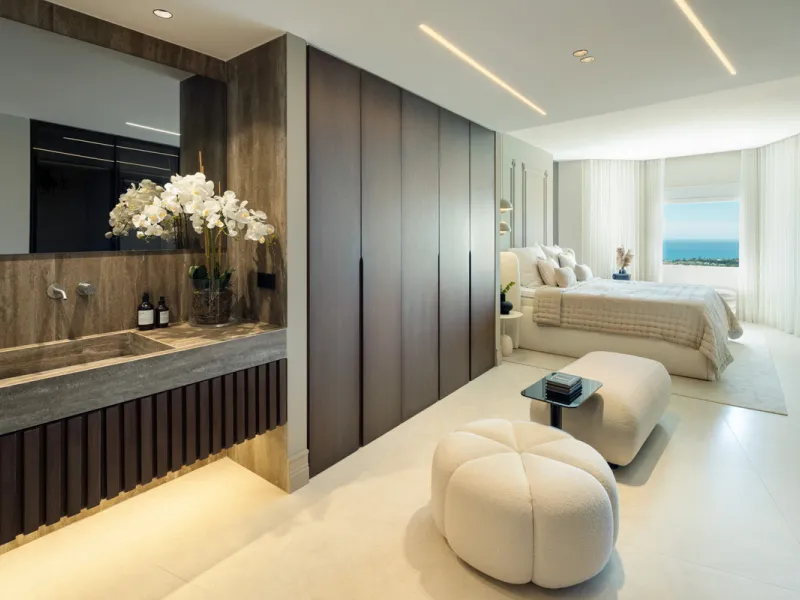 Apartment - Penthouse в продаже в Marbella, Málaga. В доме 4 спален и 5 ванных комнат. Площадь дома 420 м²