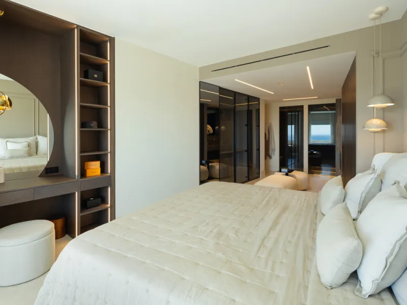 Apartment - Penthouse в продаже в Marbella, Málaga. В доме 4 спален и 5 ванных комнат. Площадь дома 420 м²