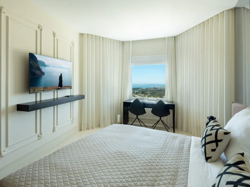 Apartment - Penthouse в продаже в Marbella, Málaga. В доме 4 спален и 5 ванных комнат. Площадь дома 420 м²