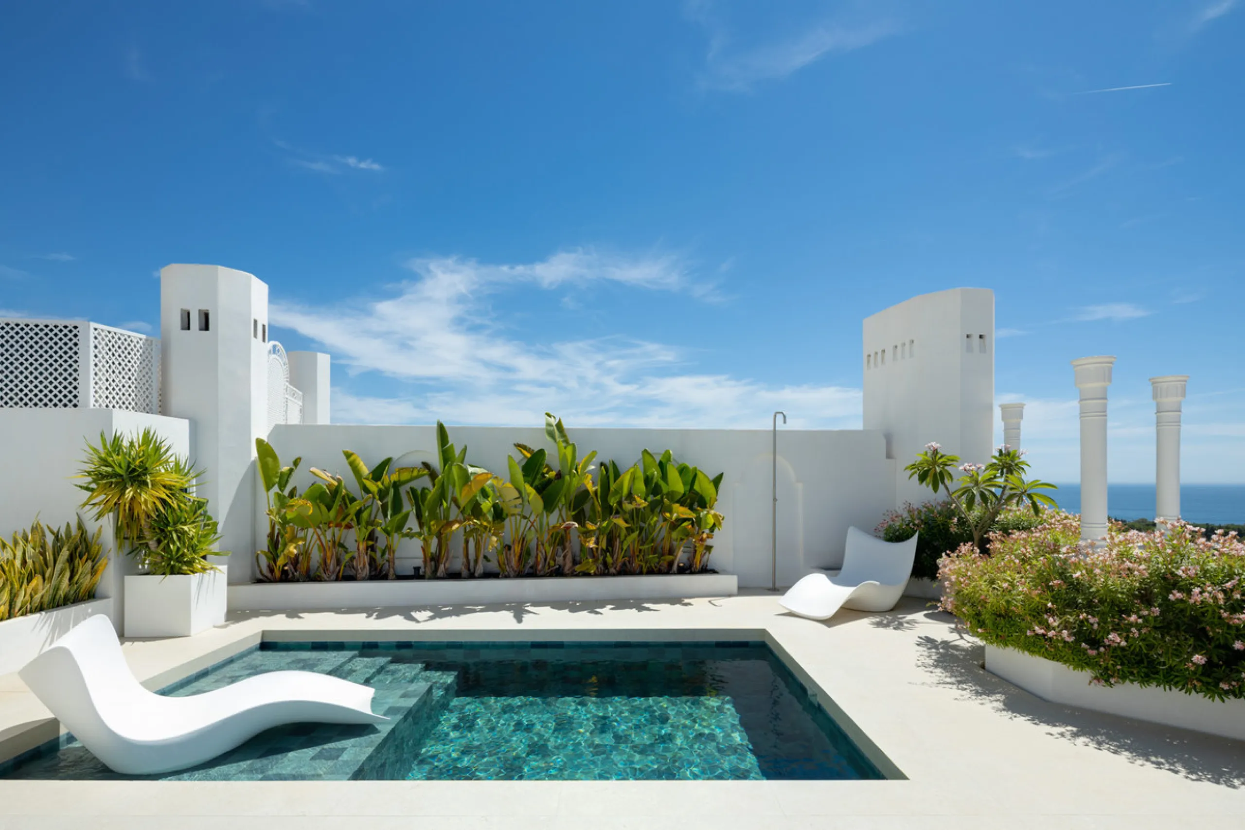Apartment - Penthouse в продаже в Marbella, Málaga. В доме 4 спален и 5 ванных комнат. Площадь дома 420 м²
