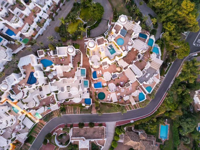 Apartment - Penthouse в продаже в Marbella, Málaga. В доме 4 спален и 5 ванных комнат. Площадь дома 420 м²