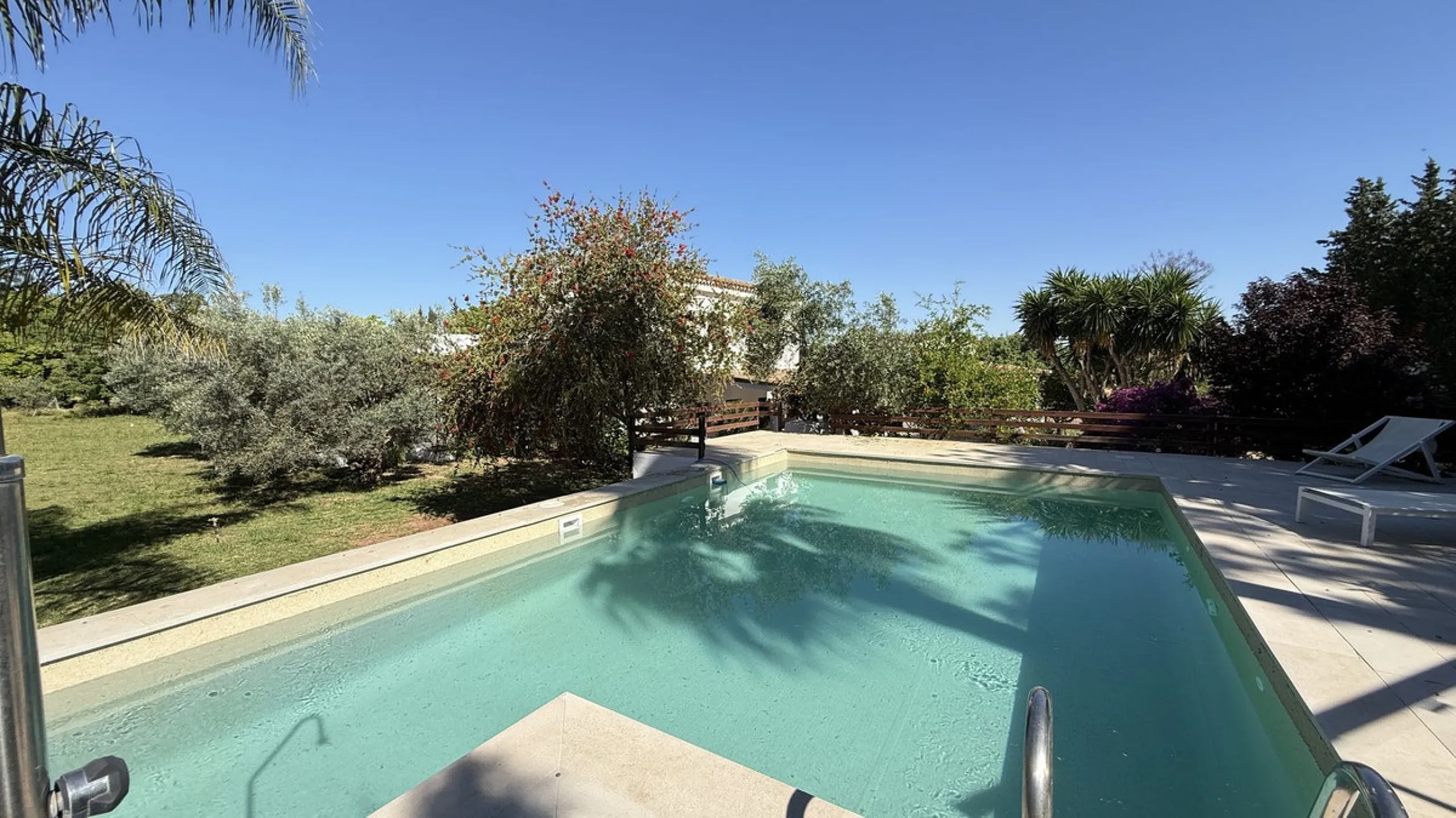 House - Finca - Cortijo в продаже в Alhaurín el Grande, Málaga. В доме 7 спален и 7 ванных комнат. Площадь дома 409 м². Площадь участка 12074 м²