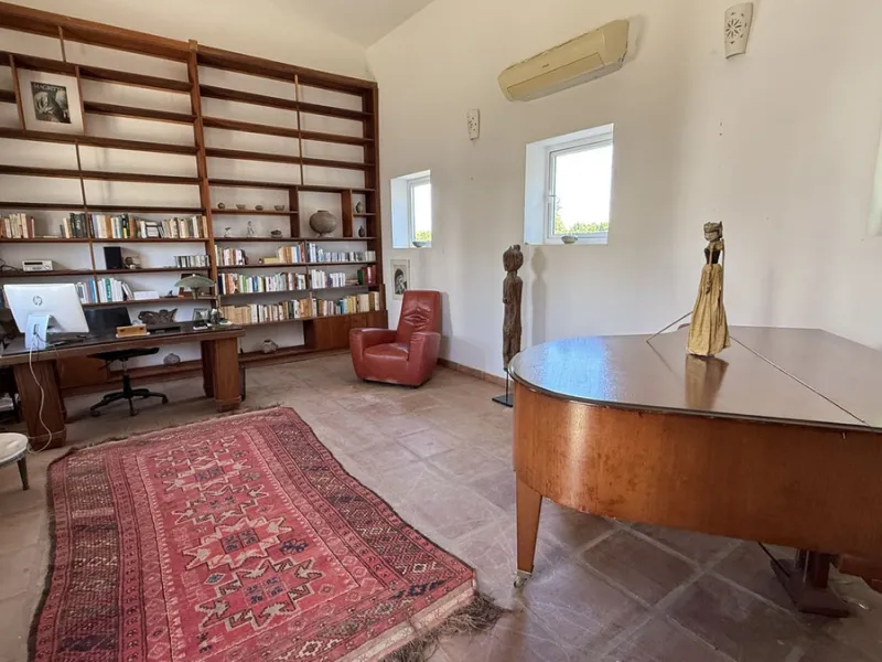 House - Finca - Cortijo в продаже в Alhaurín el Grande, Málaga. В доме 7 спален и 7 ванных комнат. Площадь дома 409 м². Площадь участка 12074 м²