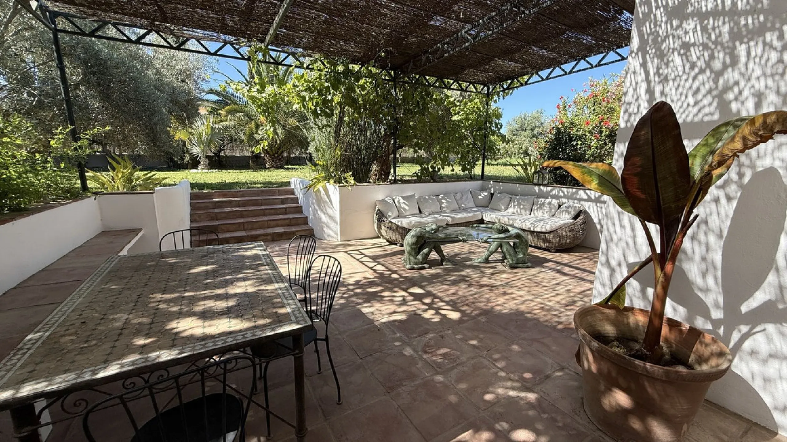 House - Finca - Cortijo в продаже в Alhaurín el Grande, Málaga. В доме 7 спален и 7 ванных комнат. Площадь дома 409 м². Площадь участка 12074 м²