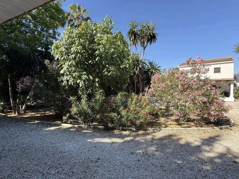 House - Finca - Cortijo в продаже в Alhaurín el Grande, Málaga. В доме 7 спален и 7 ванных комнат. Площадь дома 409 м². Площадь участка 12074 м²