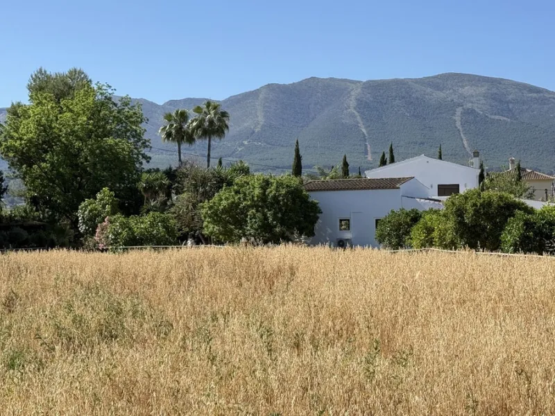 House - Finca - Cortijo в продаже в Alhaurín el Grande, Málaga. В доме 7 спален и 7 ванных комнат. Площадь дома 409 м². Площадь участка 12074 м²