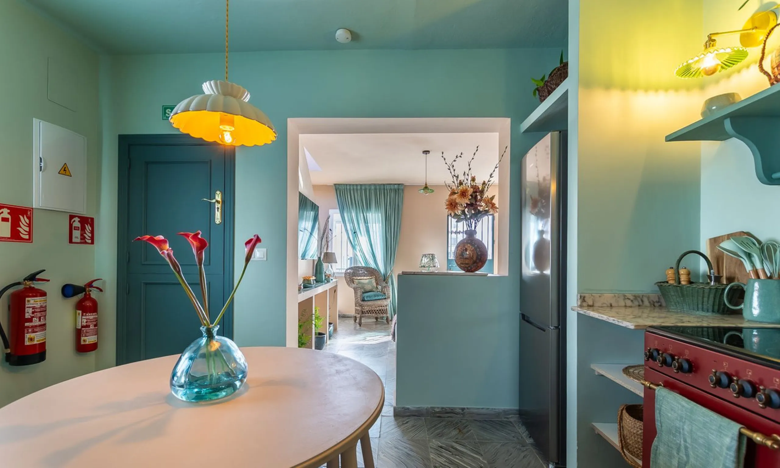 House - Townhouse в продаже в Marbella, Málaga. В доме 4 спален и 3 ванных комнат. Площадь дома 181 м²
