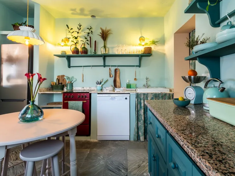 House - Townhouse в продаже в Marbella, Málaga. В доме 4 спален и 3 ванных комнат. Площадь дома 181 м²