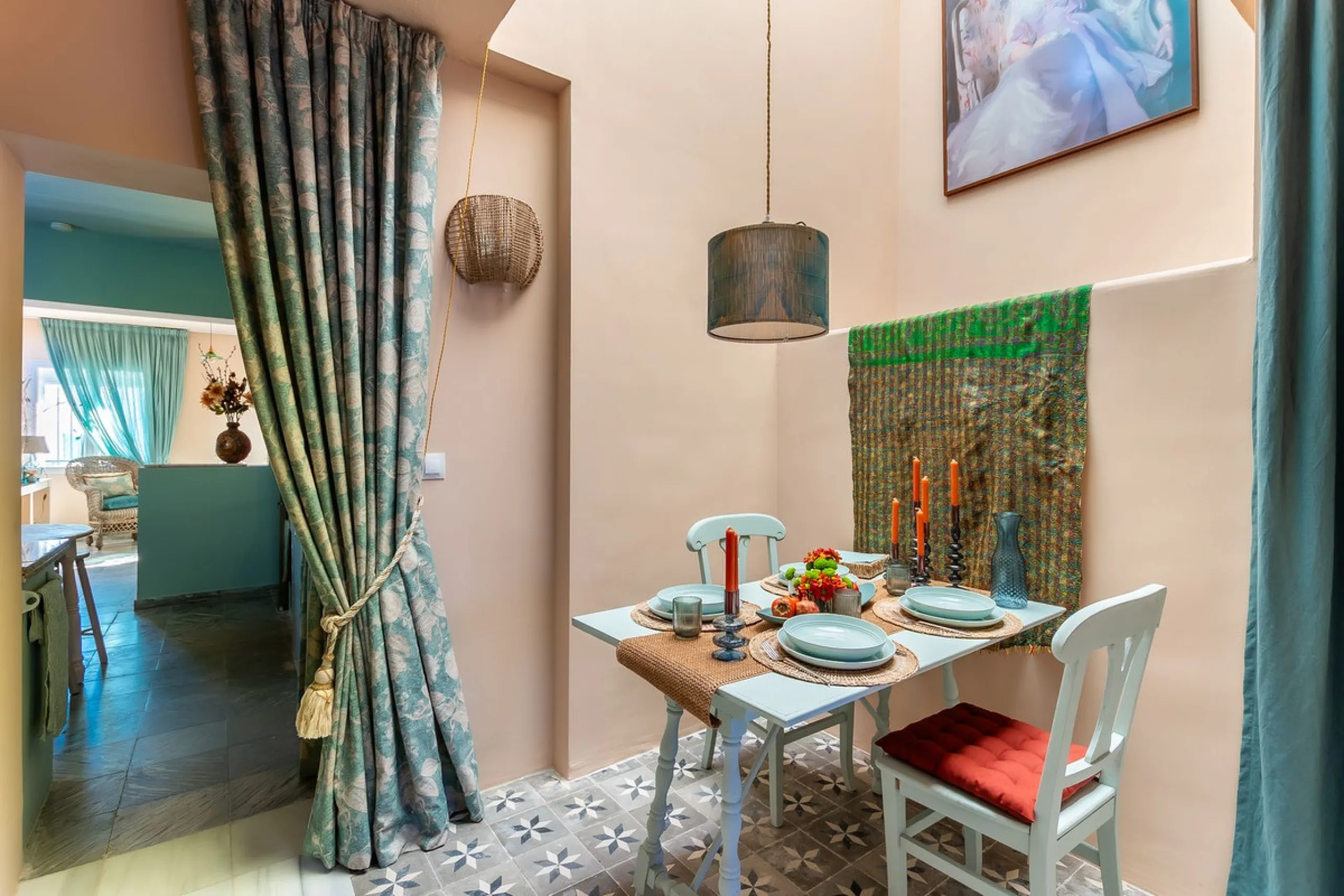 House - Townhouse в продаже в Marbella, Málaga. В доме 4 спален и 3 ванных комнат. Площадь дома 181 м²