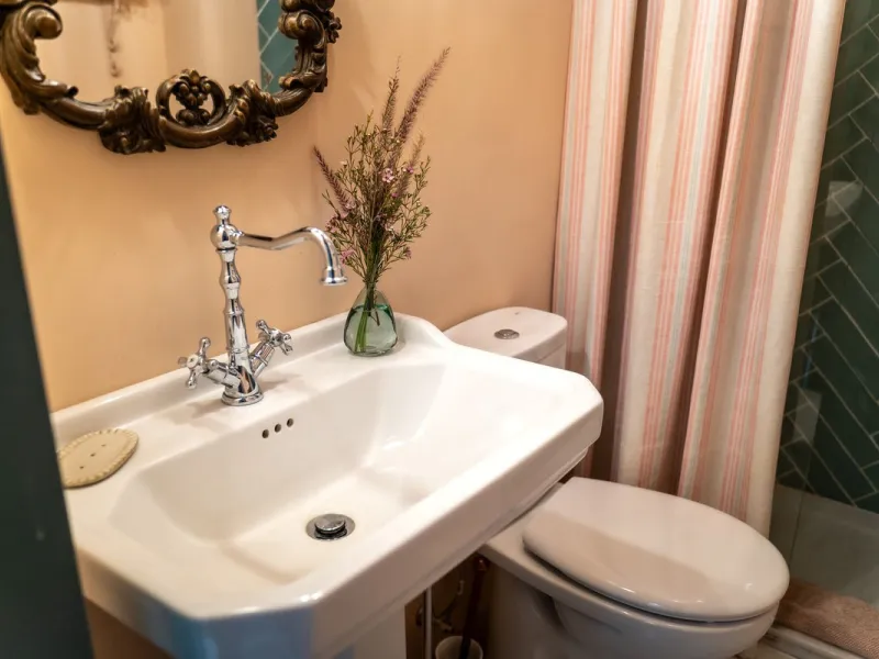House - Townhouse в продаже в Marbella, Málaga. В доме 4 спален и 3 ванных комнат. Площадь дома 181 м²