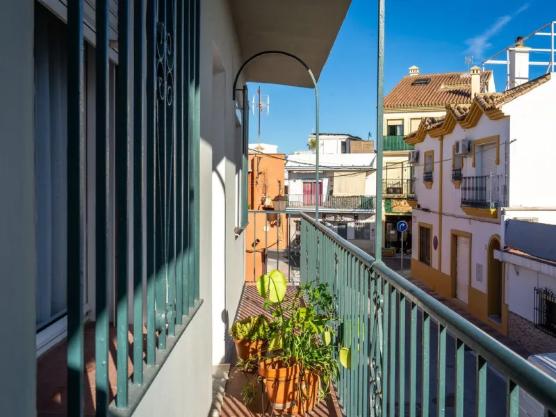House - Townhouse в продаже в Marbella, Málaga. В доме 4 спален и 3 ванных комнат. Площадь дома 181 м²