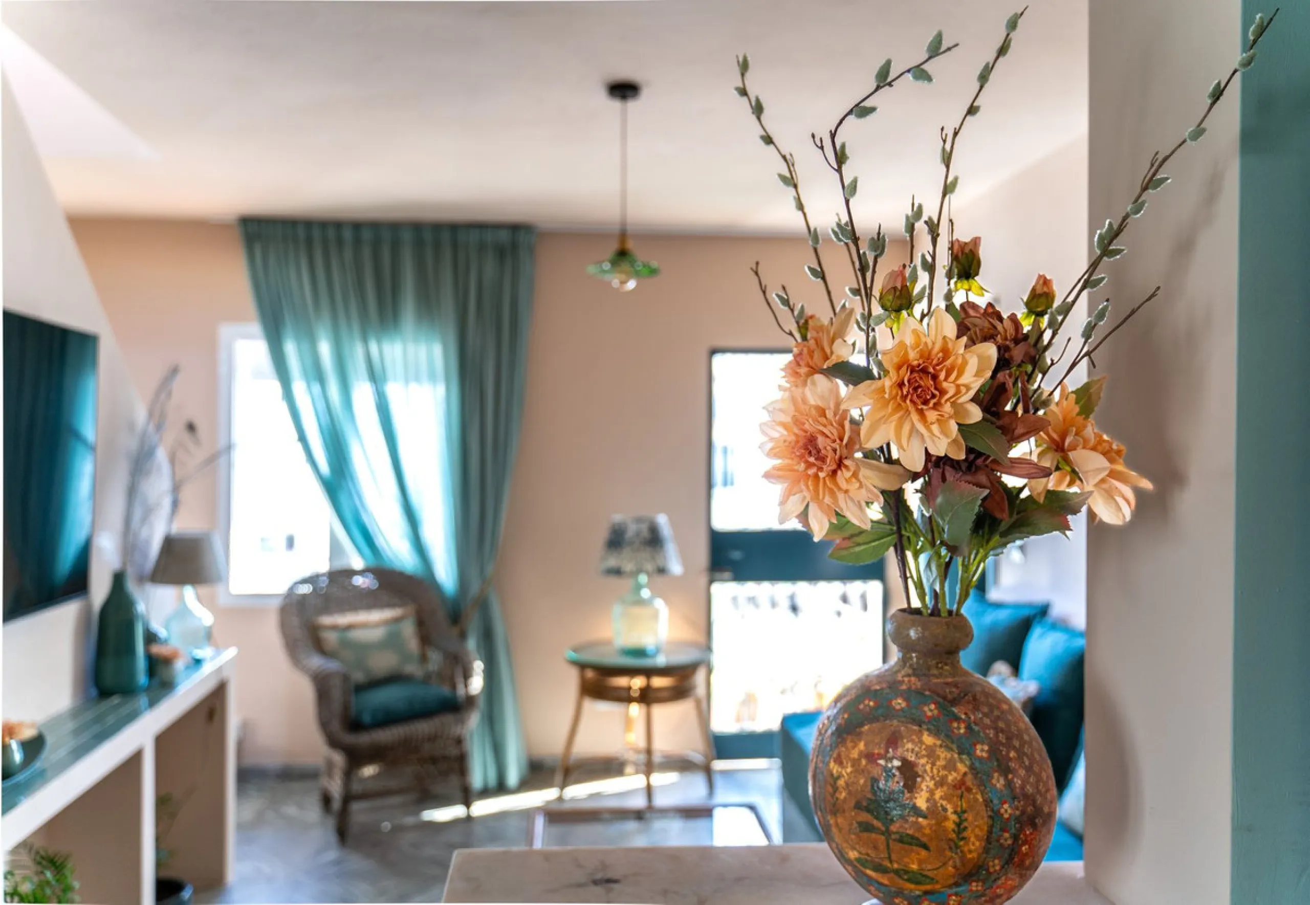 House - Townhouse в продаже в Marbella, Málaga. В доме 4 спален и 3 ванных комнат. Площадь дома 181 м²