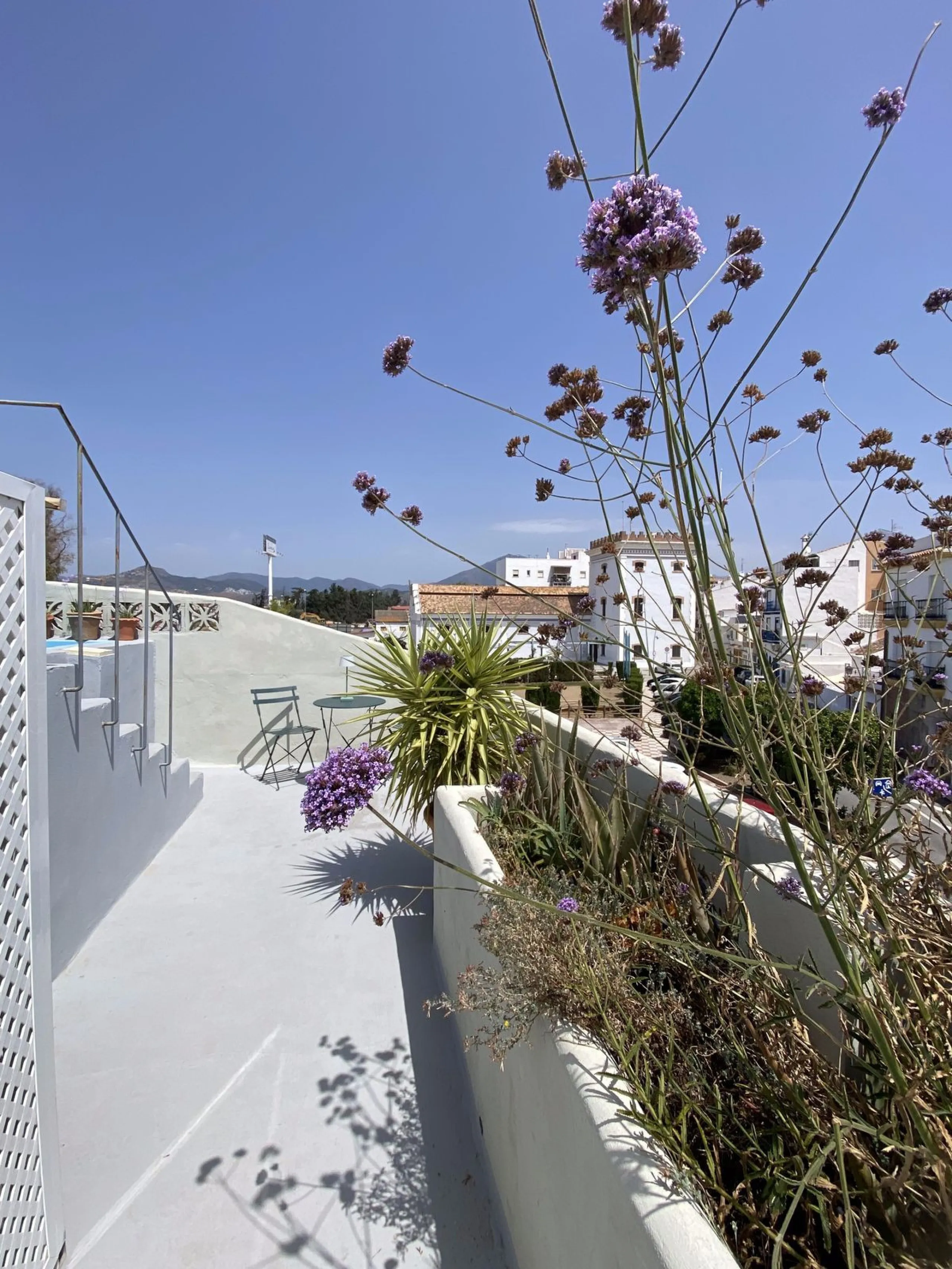 House - Townhouse в продаже в Marbella, Málaga. В доме 4 спален и 3 ванных комнат. Площадь дома 181 м²