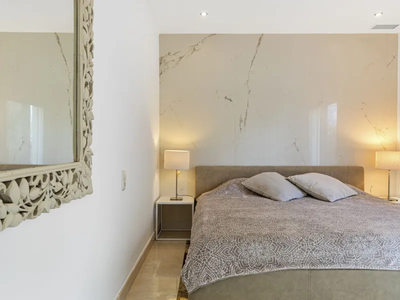 *Luxurious 1st Floor Apartment in Exclusive Urbanization* Puerto los Almendros