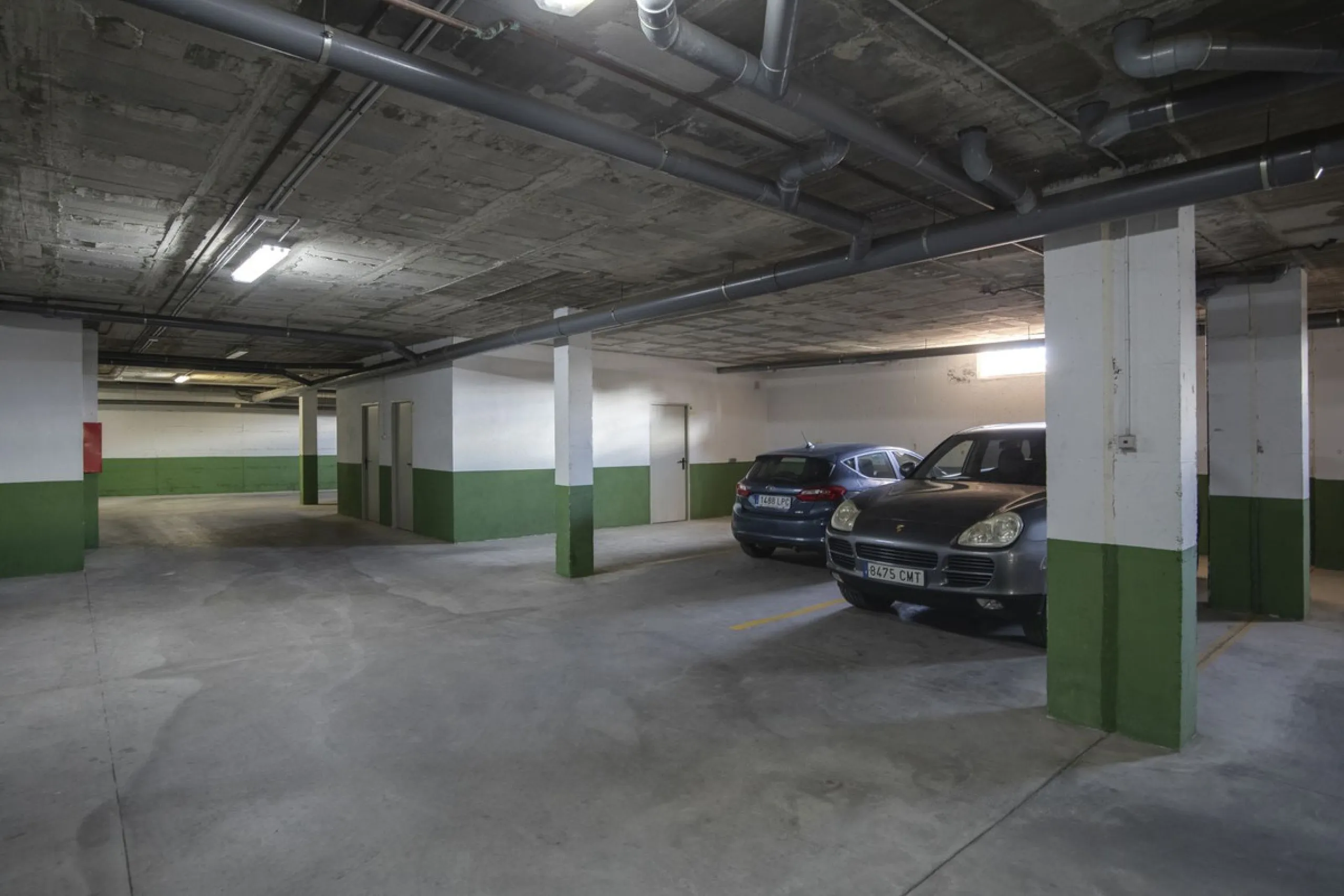 *Luxurious 1st Floor Apartment in Exclusive Urbanization* Puerto los Almendros