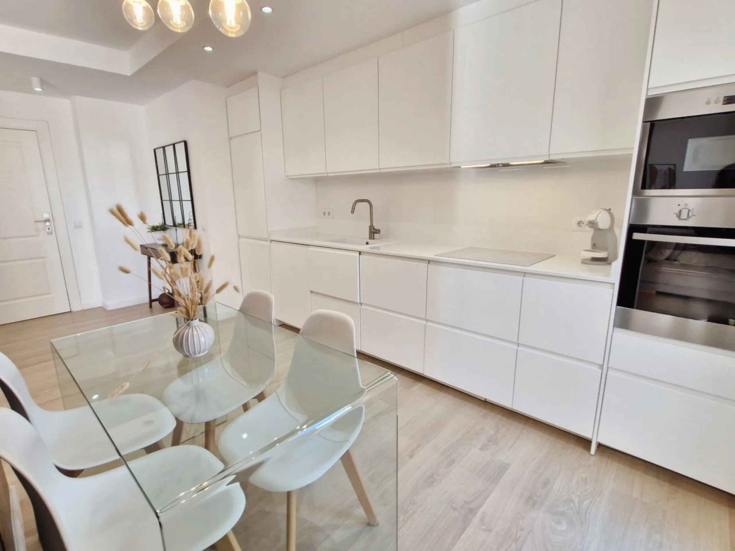 Charming Renovated Apartment in Las Lomas del Marbella Club – Golden Mile