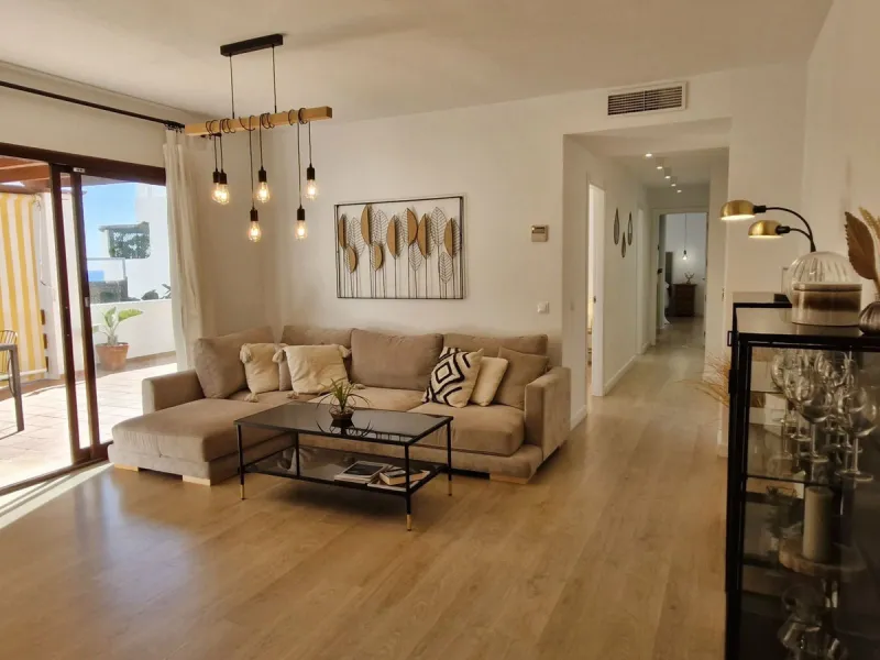 Charming Renovated Apartment in Las Lomas del Marbella Club – Golden Mile