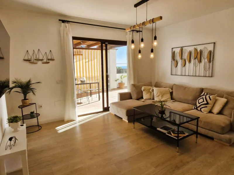 Charming Renovated Apartment in Las Lomas del Marbella Club – Golden Mile
