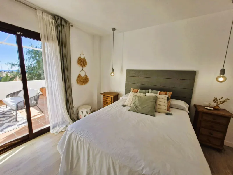 Charming Renovated Apartment in Las Lomas del Marbella Club – Golden Mile
