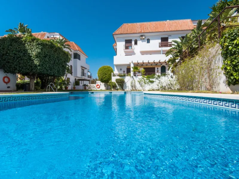 Charming Renovated Apartment in Las Lomas del Marbella Club – Golden Mile