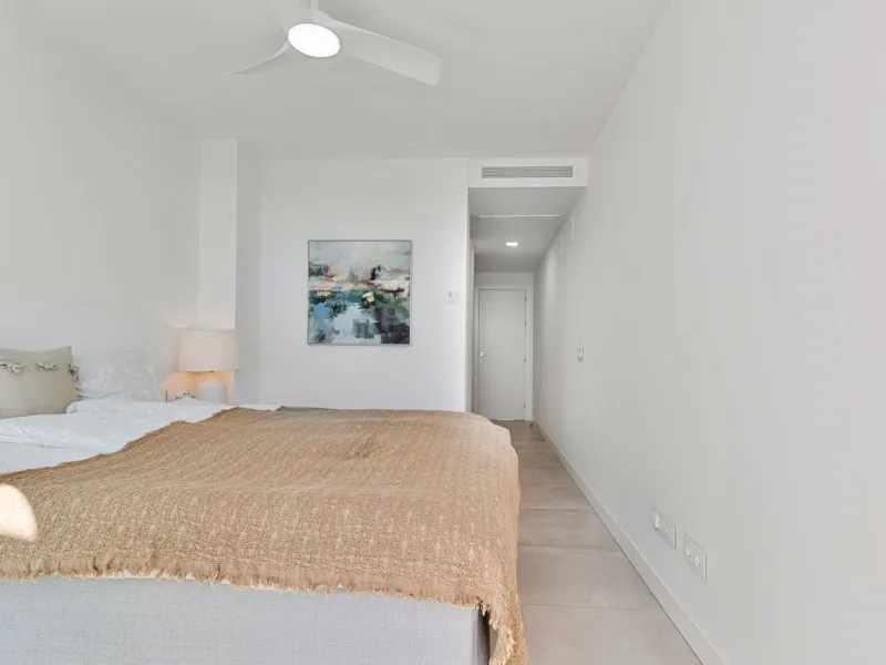 Apartment - Top Floor Apartment в продаже в Fuengirola, Málaga. В доме 2 спален и 2 ванных комнат. Площадь дома 86 м²