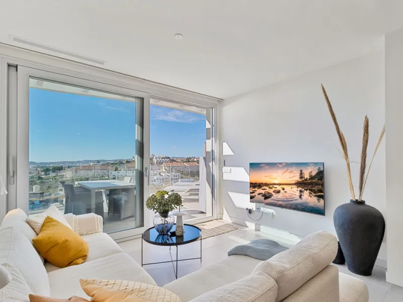 Apartment - Top Floor Apartment в продаже в Fuengirola, Málaga. В доме 2 спален и 2 ванных комнат. Площадь дома 86 м²