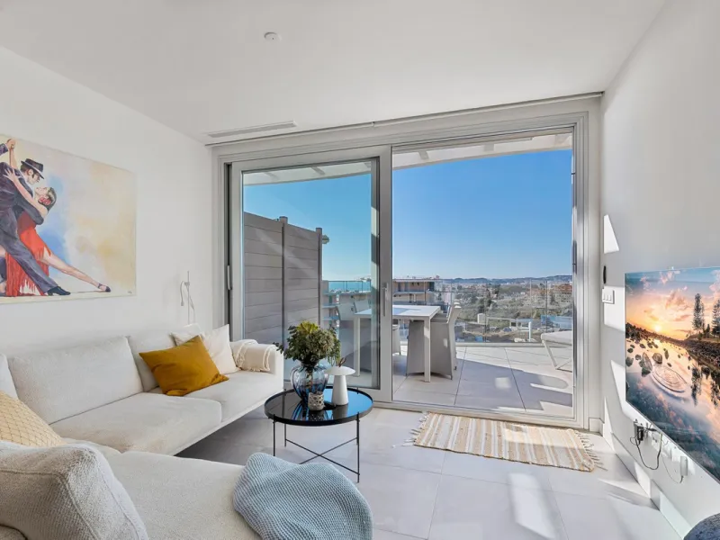Apartment - Top Floor Apartment в продаже в Fuengirola, Málaga. В доме 2 спален и 2 ванных комнат. Площадь дома 86 м²