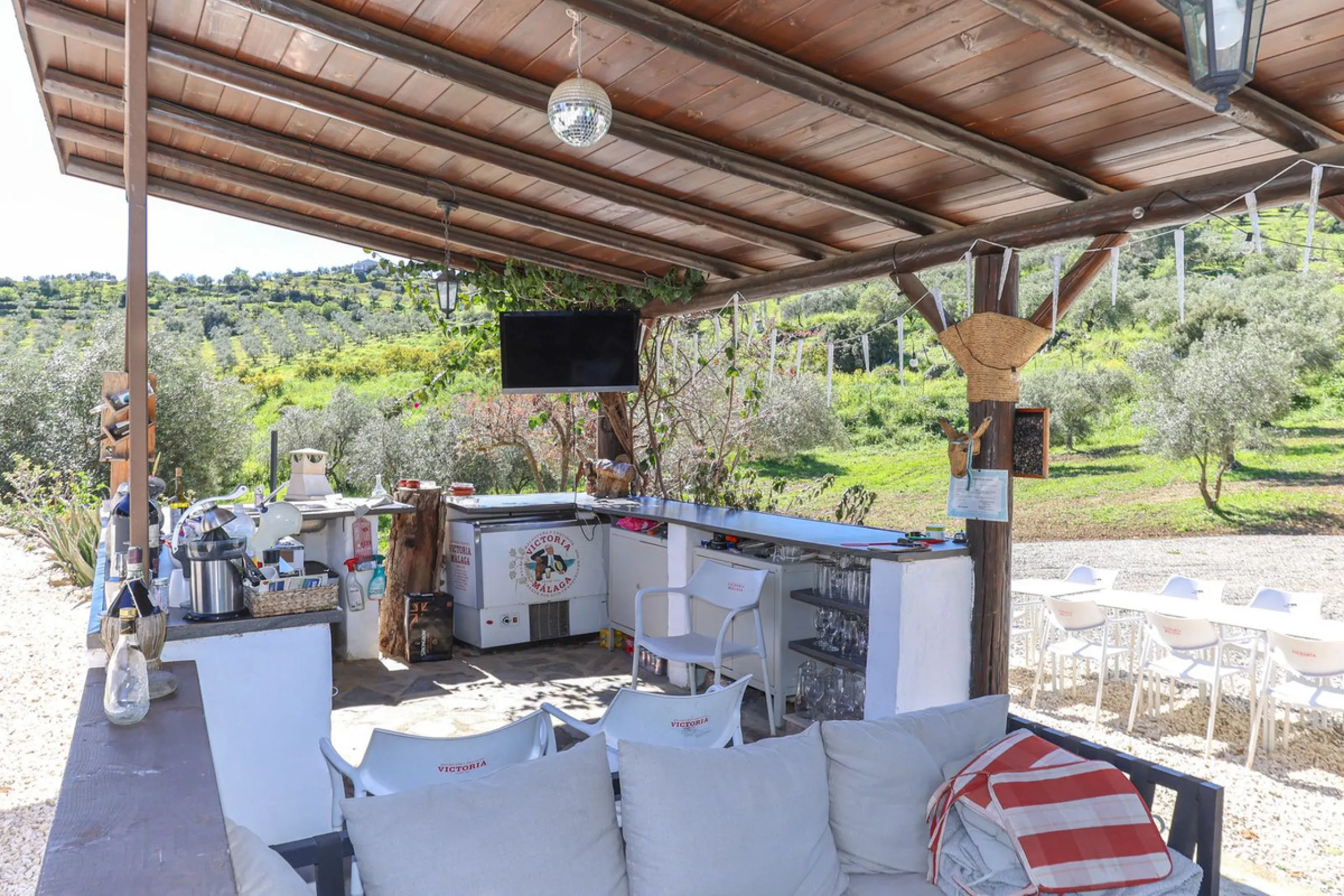 House - Detached Villa в продаже в Casarabonela, Málaga. В доме 3 спален и 3 ванных комнат. Площадь дома 135 м². Площадь участка 5875 м²