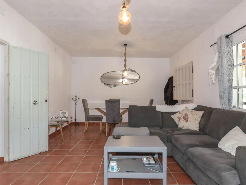House - Detached Villa в продаже в Casarabonela, Málaga. В доме 3 спален и 3 ванных комнат. Площадь дома 135 м². Площадь участка 5875 м²