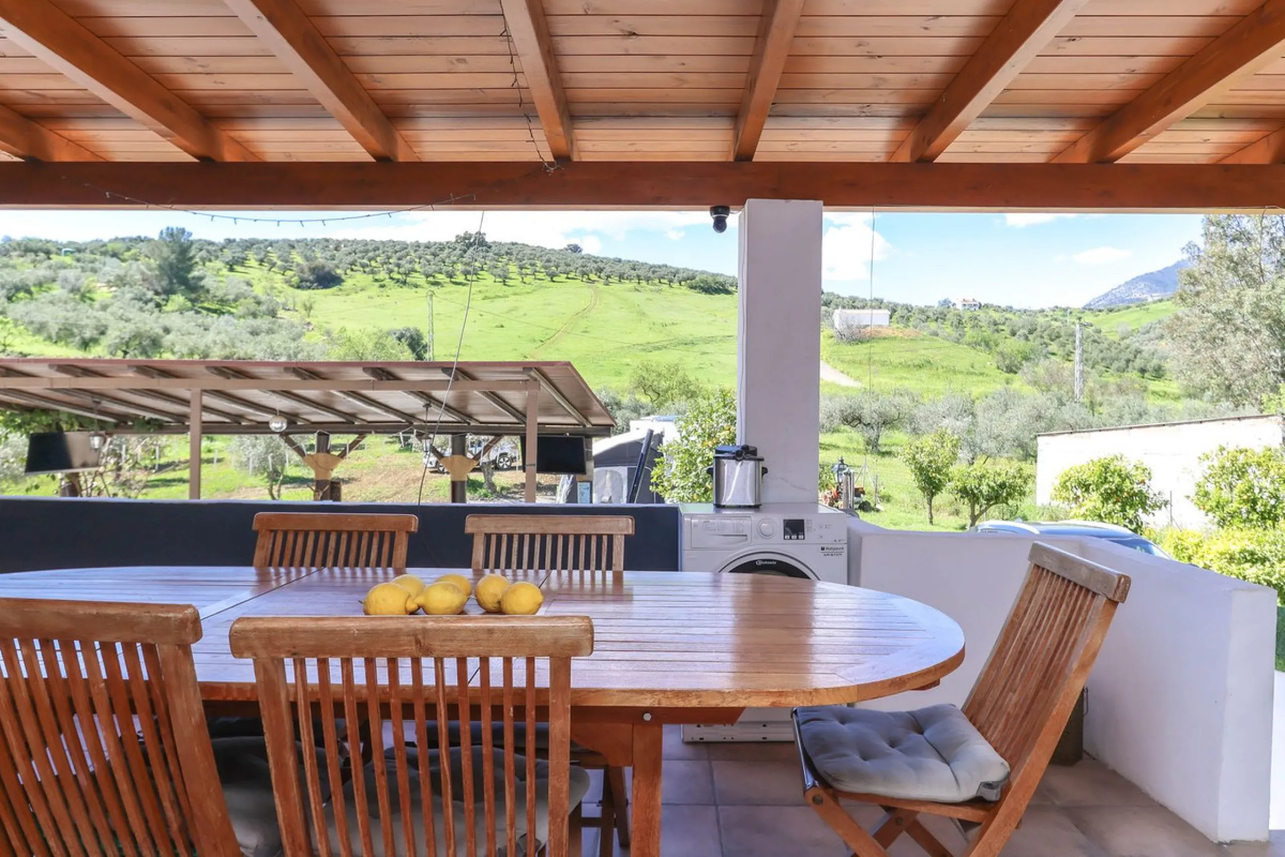House - Detached Villa в продаже в Casarabonela, Málaga. В доме 3 спален и 3 ванных комнат. Площадь дома 135 м². Площадь участка 5875 м²