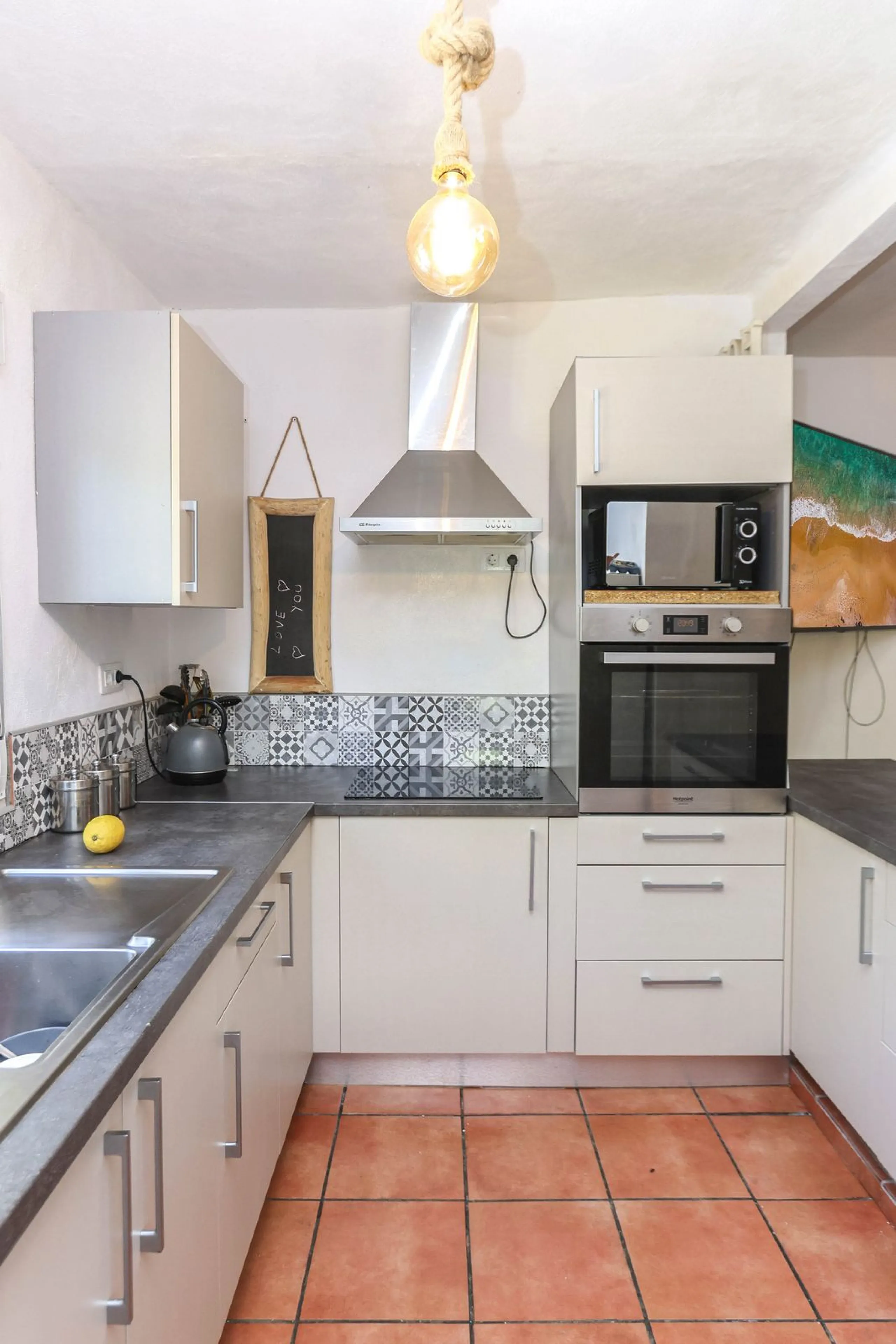 House - Detached Villa в продаже в Casarabonela, Málaga. В доме 3 спален и 3 ванных комнат. Площадь дома 135 м². Площадь участка 5875 м²