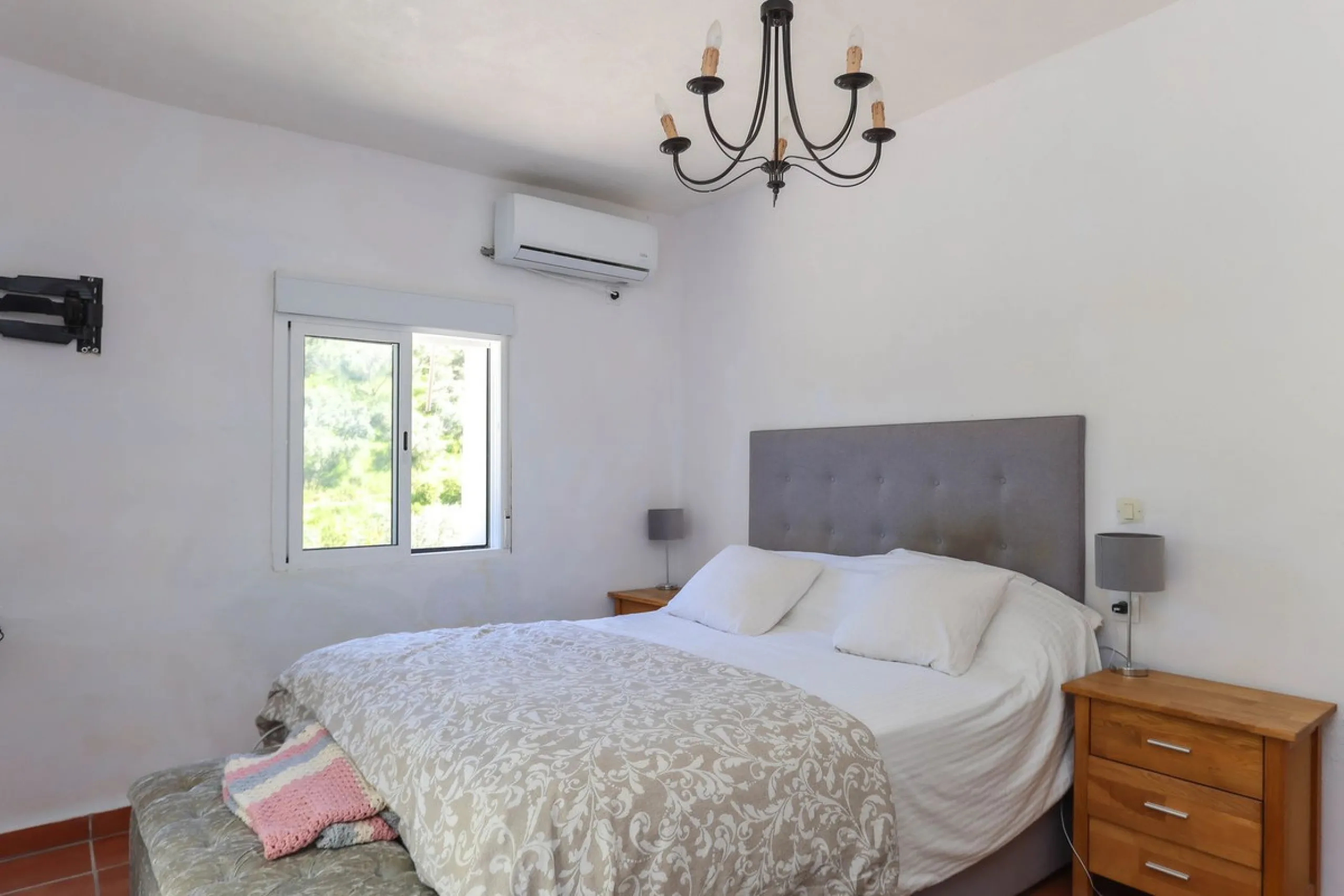 House - Detached Villa в продаже в Casarabonela, Málaga. В доме 3 спален и 3 ванных комнат. Площадь дома 135 м². Площадь участка 5875 м²