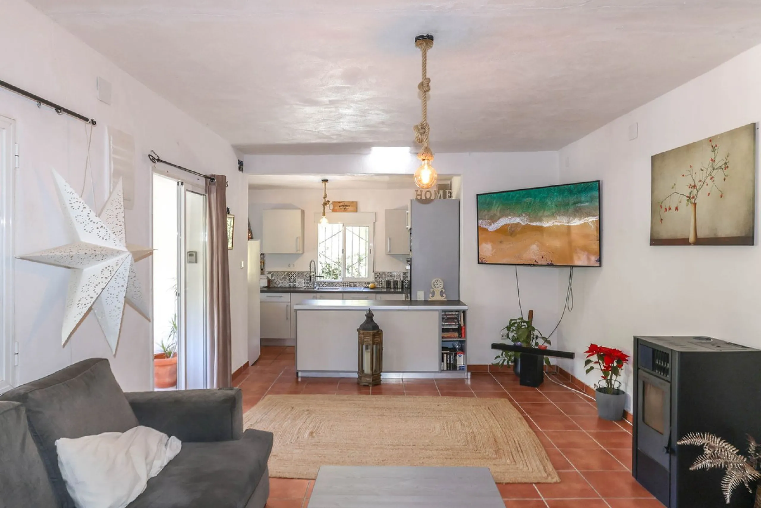 House - Detached Villa в продаже в Casarabonela, Málaga. В доме 3 спален и 3 ванных комнат. Площадь дома 135 м². Площадь участка 5875 м²