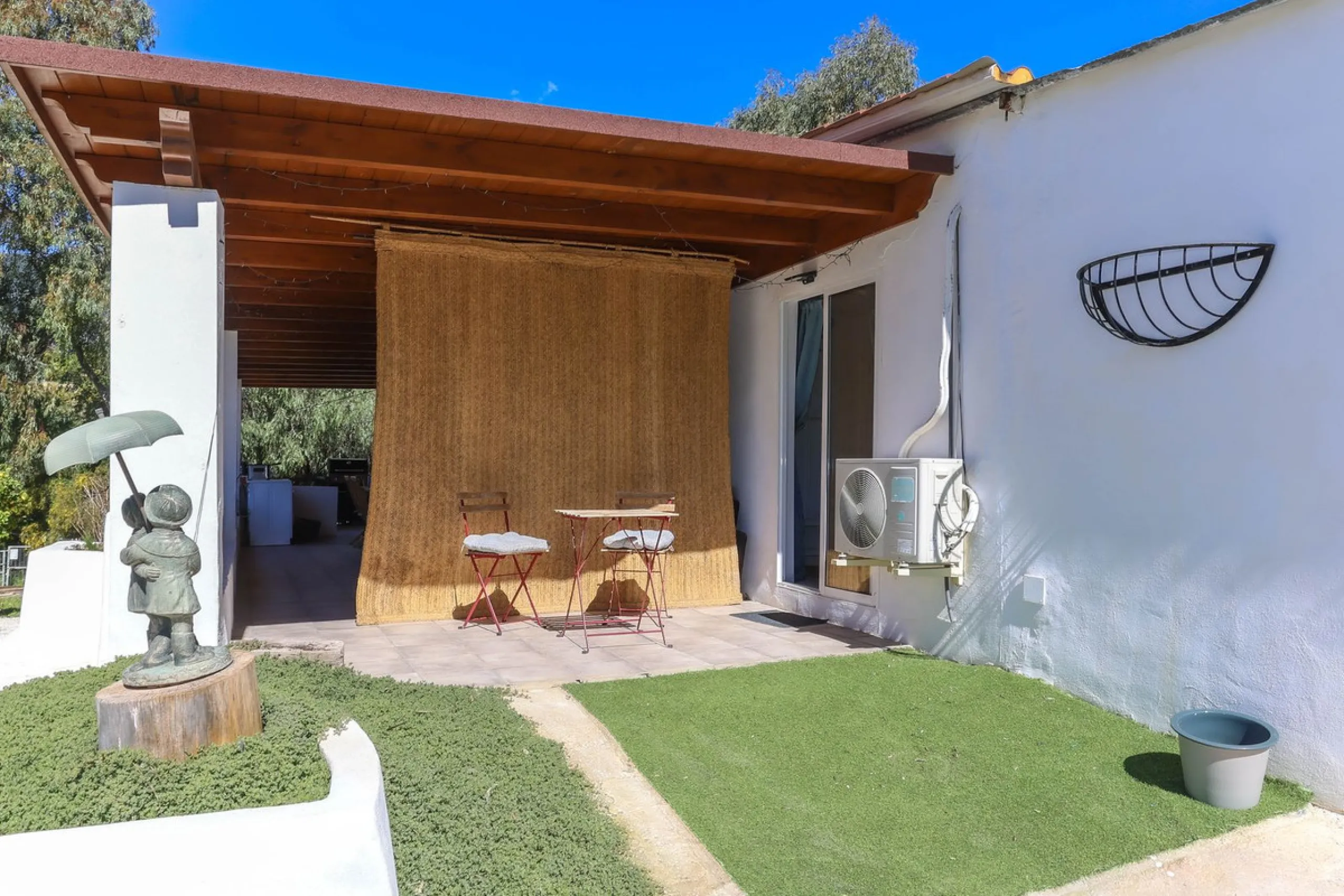 House - Detached Villa в продаже в Casarabonela, Málaga. В доме 3 спален и 3 ванных комнат. Площадь дома 135 м². Площадь участка 5875 м²