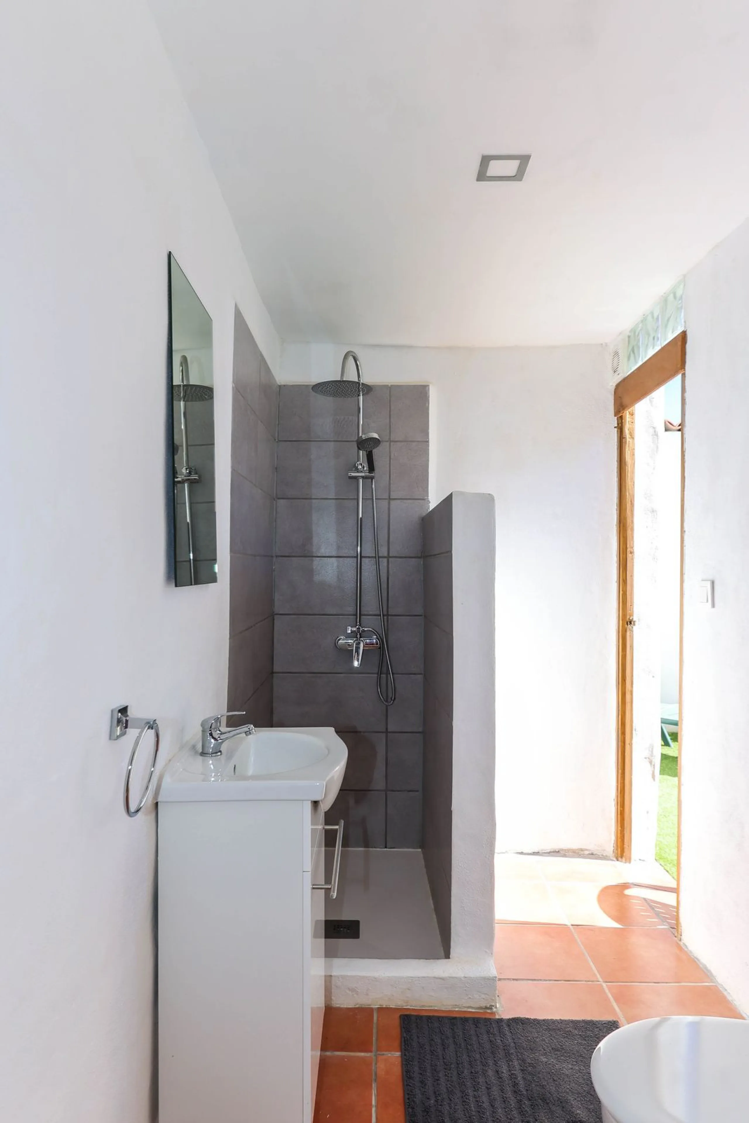 House - Detached Villa в продаже в Casarabonela, Málaga. В доме 3 спален и 3 ванных комнат. Площадь дома 135 м². Площадь участка 5875 м²