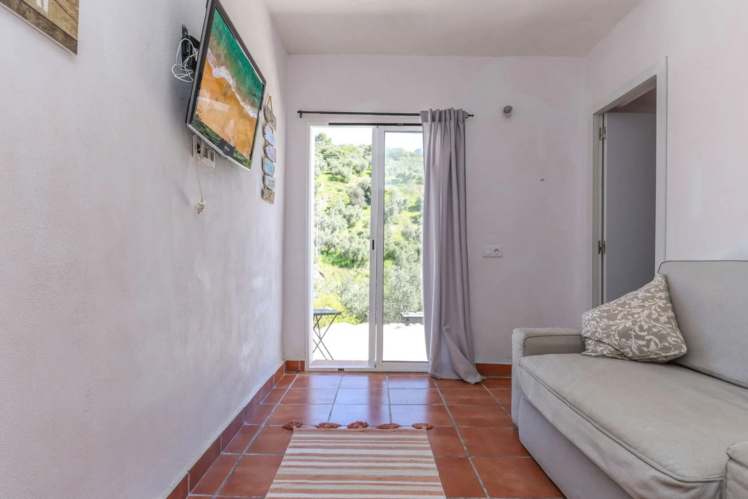 House - Detached Villa в продаже в Casarabonela, Málaga. В доме 3 спален и 3 ванных комнат. Площадь дома 135 м². Площадь участка 5875 м²