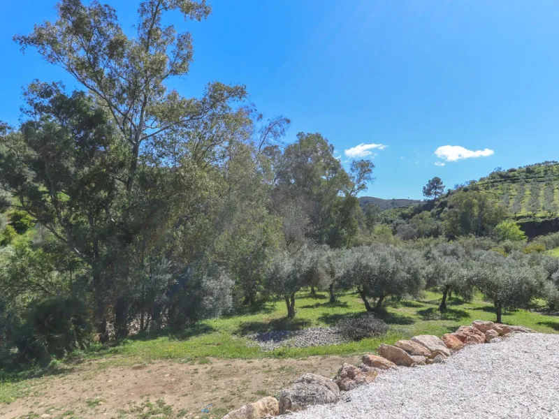 House - Detached Villa в продаже в Casarabonela, Málaga. В доме 3 спален и 3 ванных комнат. Площадь дома 135 м². Площадь участка 5875 м²