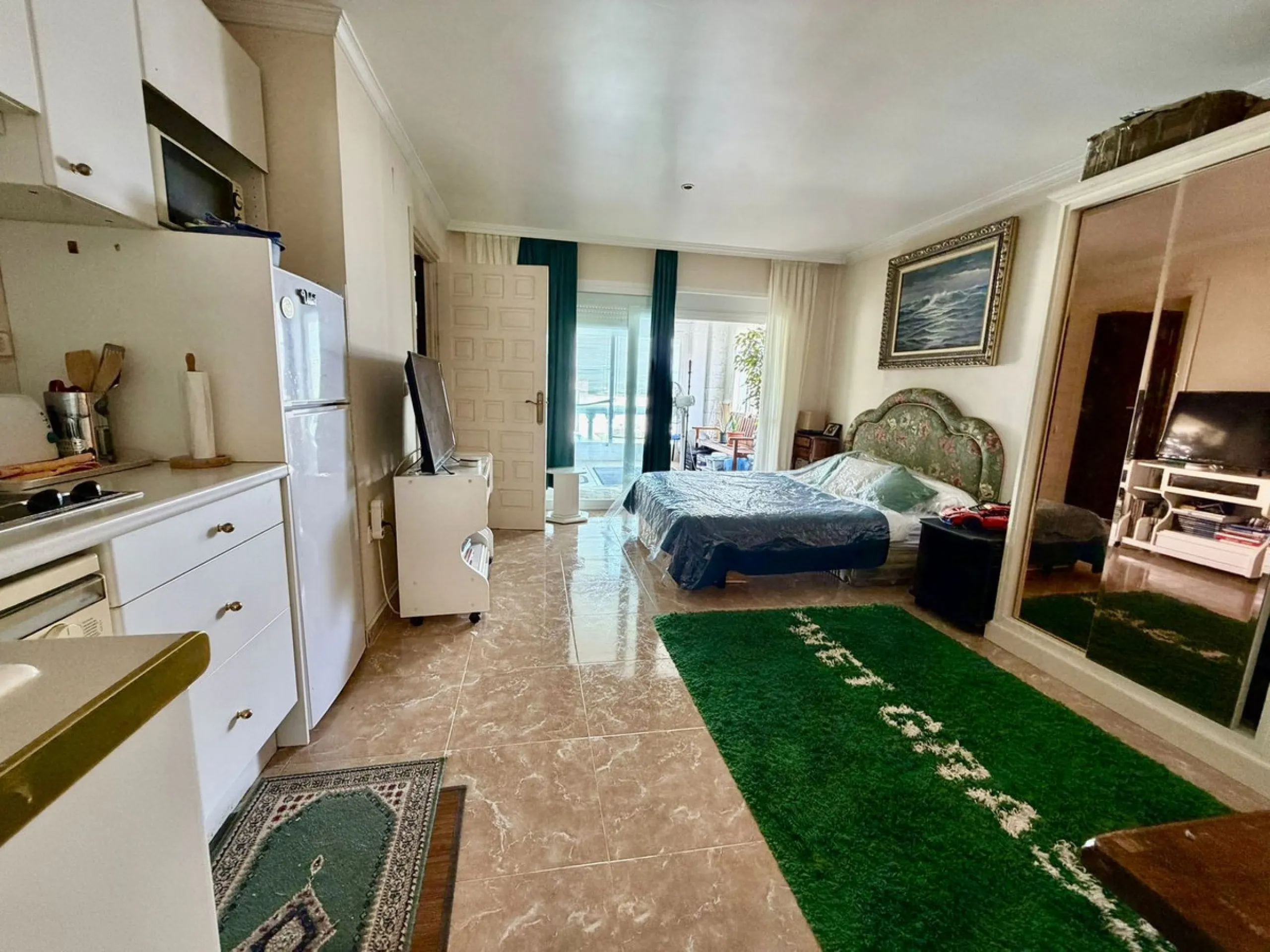 Large detached villa with a pool and two separate entrances in La Chumbera