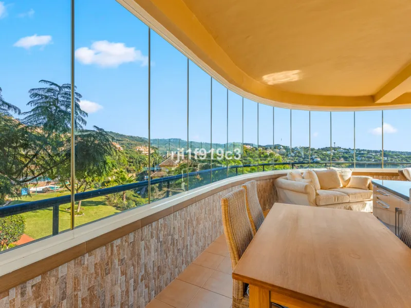 Discover a truly exceptional home in the prestigious Elviria Hills complex. Originally a two-bedroom apartment, converted into a modern three-bedroom property that combines contemporary design, comfort, and some of the best panoramic sea views in the area