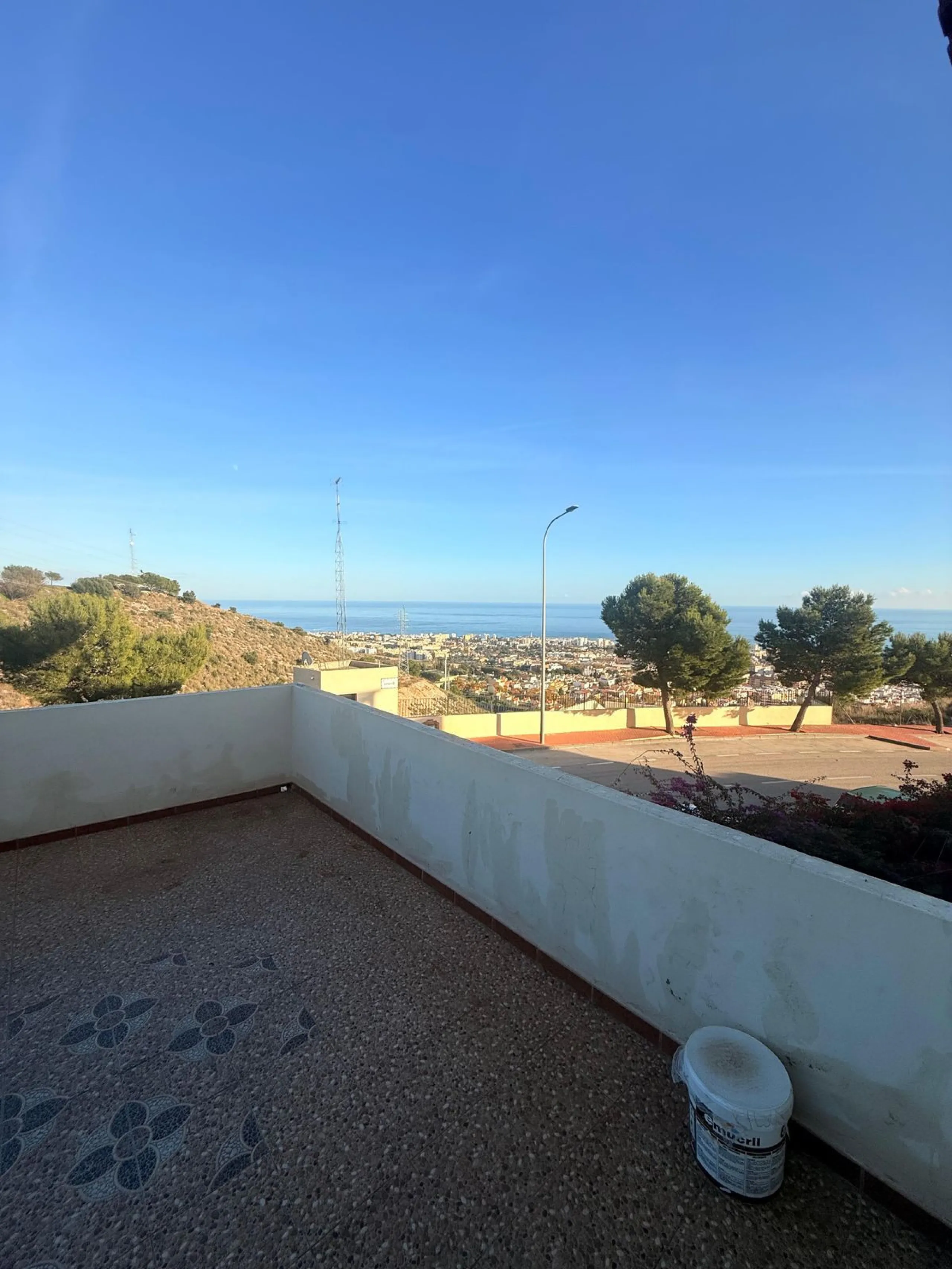 Semi-detached villa in Benalmádena — excellent location and ready to move in!