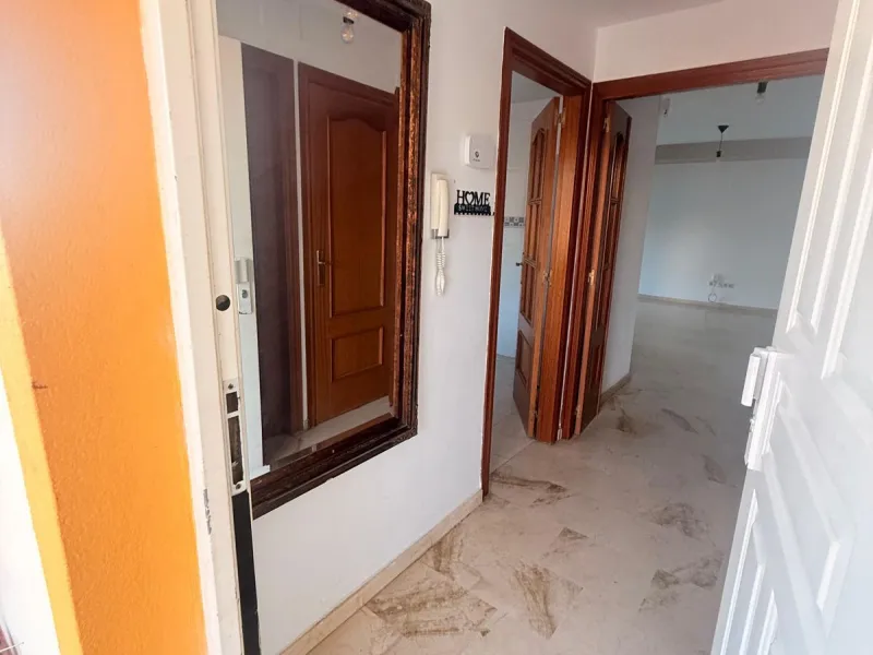 Semi-detached villa in Benalmádena — excellent location and ready to move in!