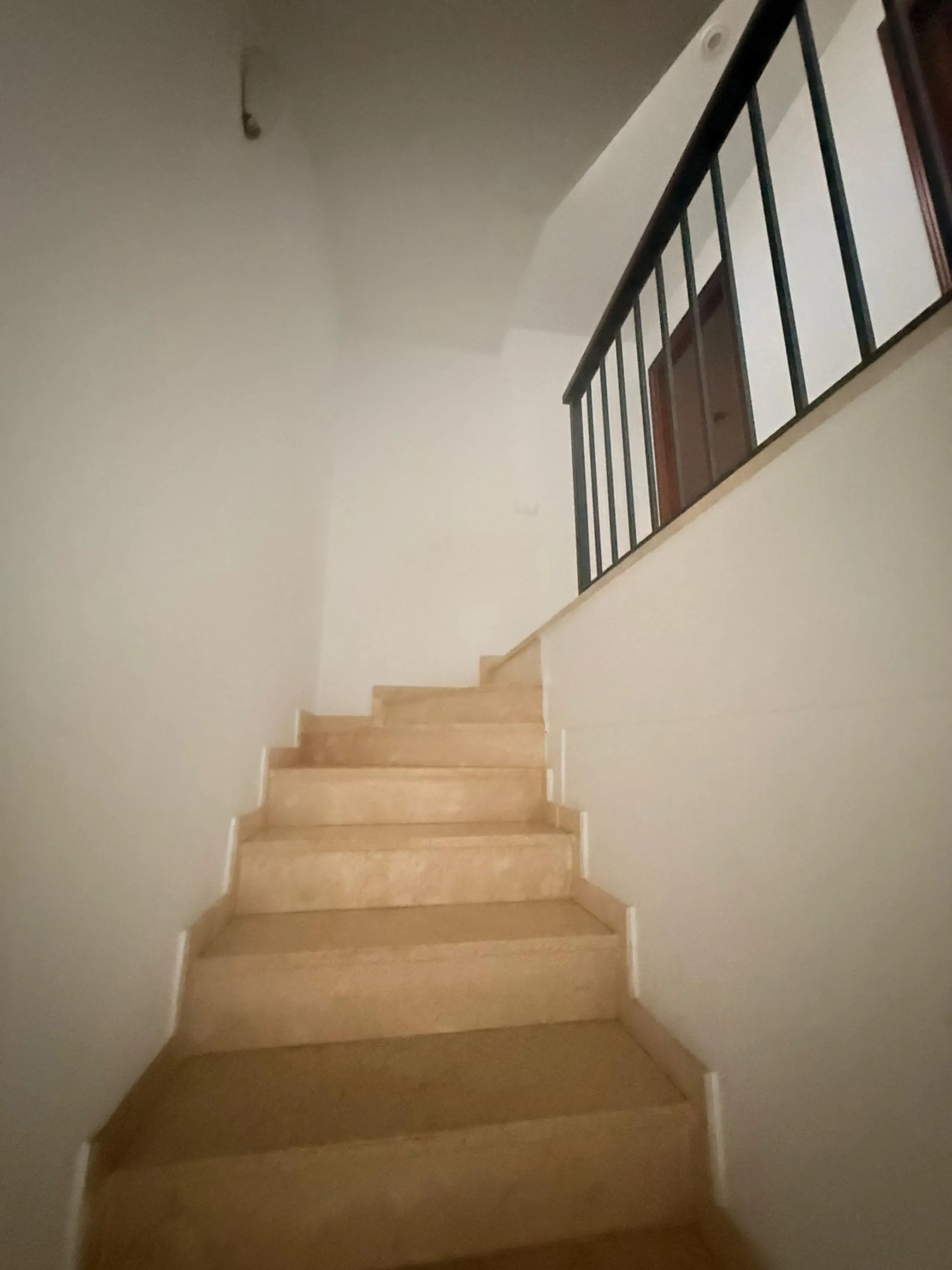Semi-detached villa in Benalmádena — excellent location and ready to move in!