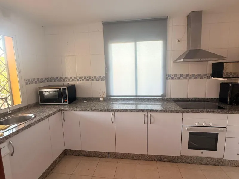 Semi-detached villa in Benalmádena — excellent location and ready to move in!