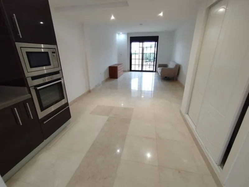 TWO ADJACENT APARTMENTS FOR SALE IN BENALMÁDENA – POSSIBILITY OF COMBINING THEM